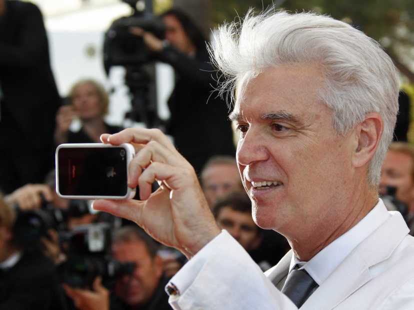 former-talking-heads-frontman-david-byrne-calls-for-the-end-of-the-internet-as-we-know-it