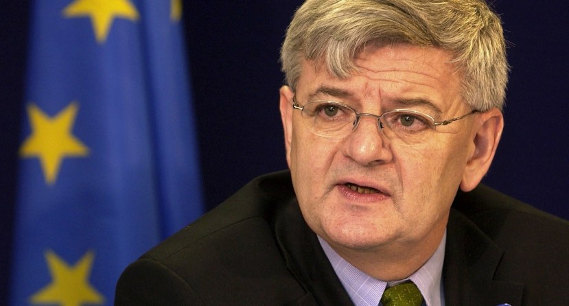 EU-SUMMIT-PARLIAMENT-FISCHER