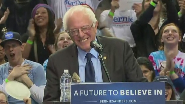 bernie-sanders-having-birdiesanders