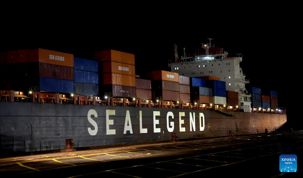 First container ship arrives in UK via Arctic Route, a faster and ...